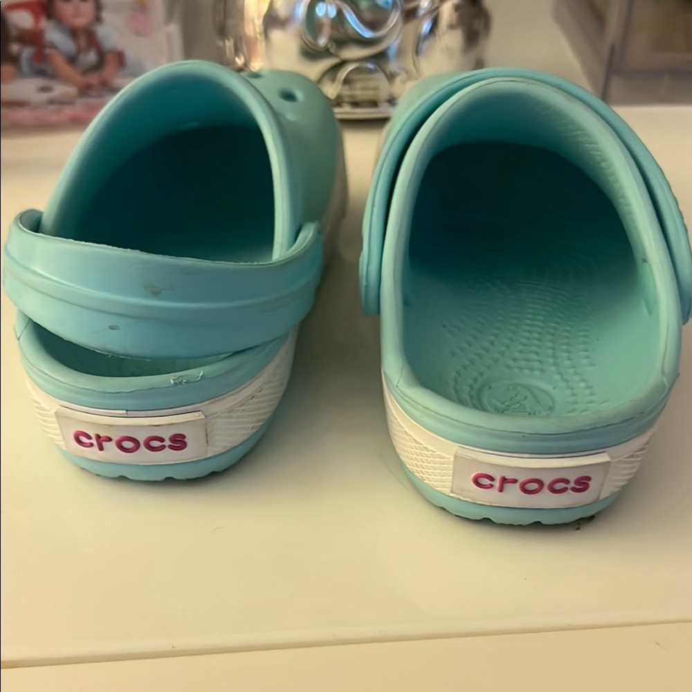 CROCS Blue Slippers with Signature Comfort and Ventilation - Picture 4 of 4